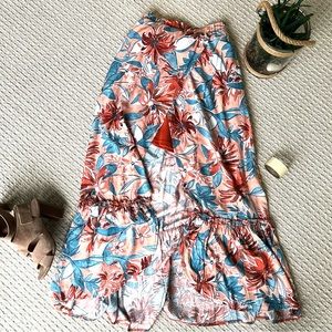 Maxi skirt size M long flowing, earthy colours, lined